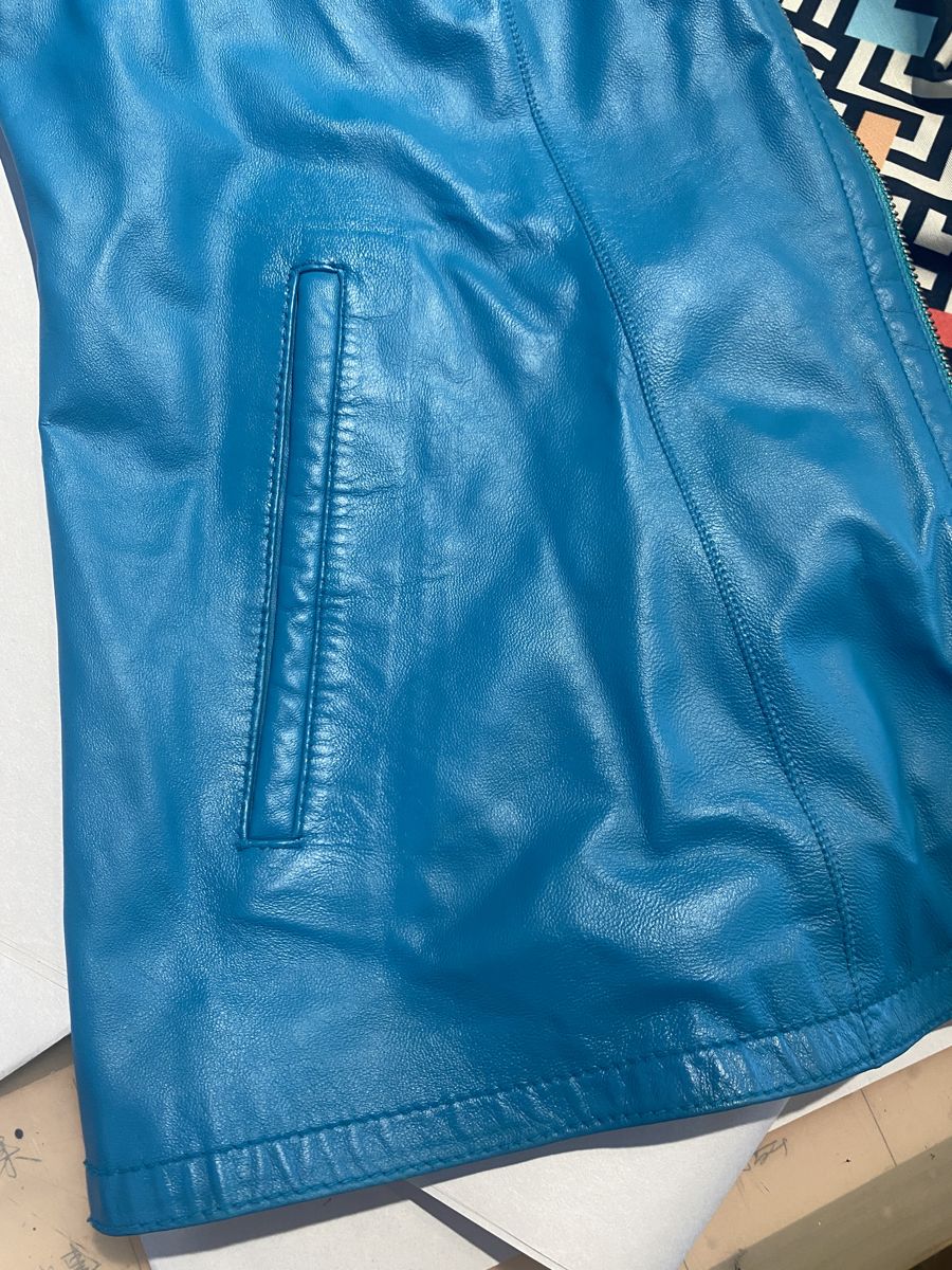 土耳其藍皮衣 · 上油翻新 處理後